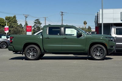 2026 Nissan Frontier Crew Cab SV