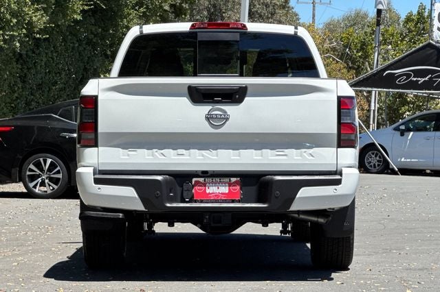 2026 Nissan Frontier Crew Cab SV
