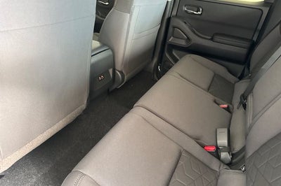 2026 Nissan Frontier Crew Cab SV