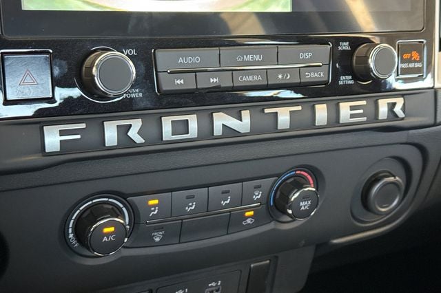 2026 Nissan Frontier Crew Cab SV