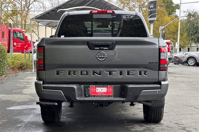 2026 Nissan Frontier Crew Cab SV