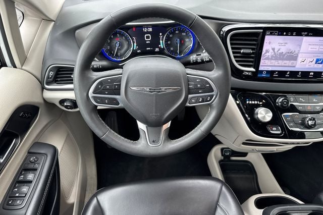 2023 Chrysler Pacifica Touring L TOURING