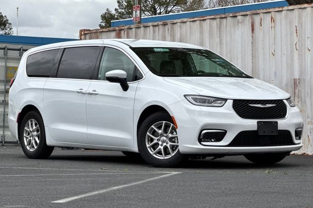 2023 Chrysler Pacifica Touring L TOURING