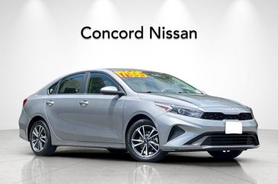 2024 Kia Forte LXS LXS