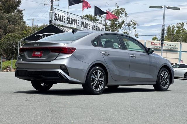 2024 Kia Forte LXS LXS