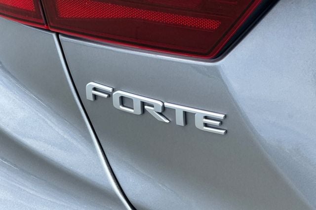 2024 Kia Forte LXS LXS