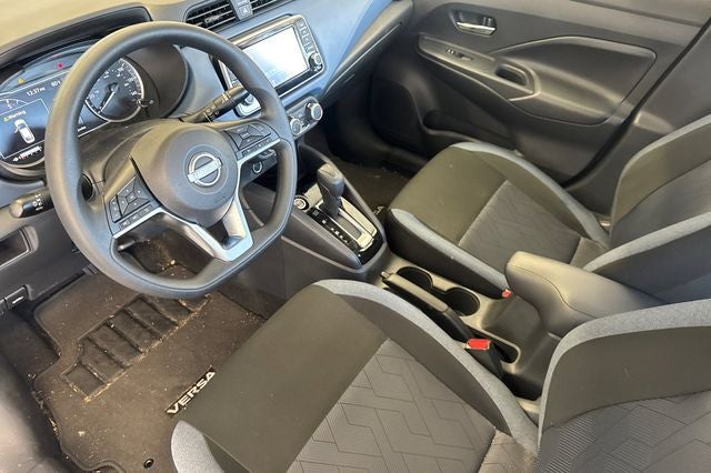 2025 Nissan Versa 1.6 SV SV FWD