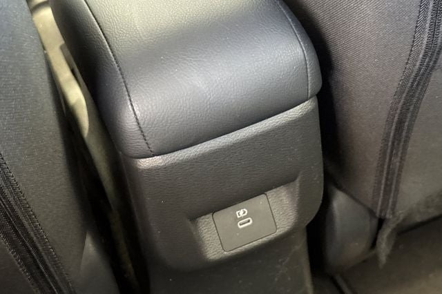 2025 Nissan Versa 1.6 SV SV FWD