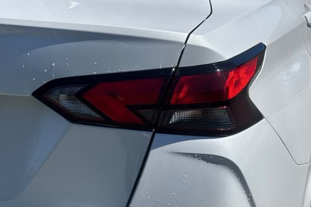 2025 Nissan Versa 1.6 SV SV FWD