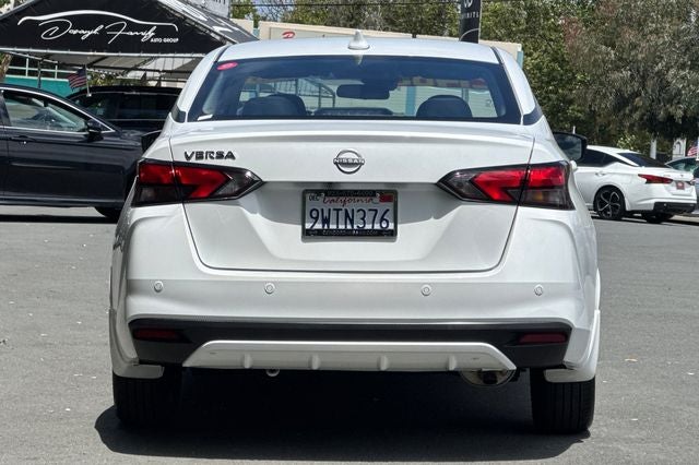 2025 Nissan Versa SV