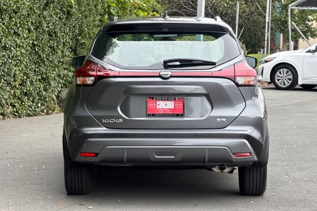 2023 Nissan Kicks SR
