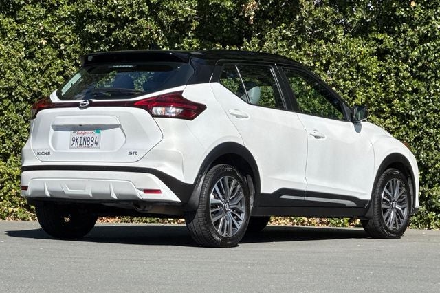 2024 Nissan Kicks SR SR PREMIUM PKG