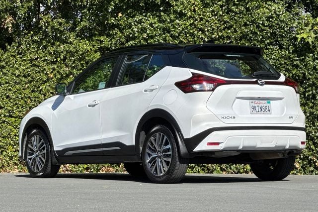 2024 Nissan Kicks SR SR PREMIUM PKG