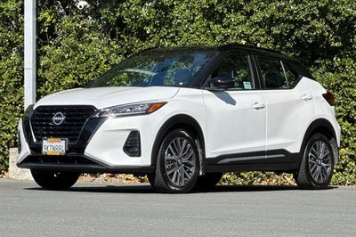 2024 Nissan Kicks SR SR PREMIUM PKG