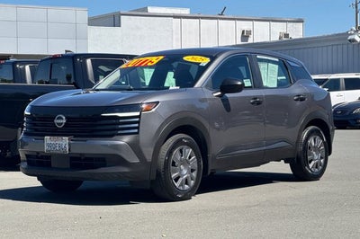 2025 Nissan Kicks S