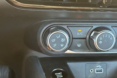 2025 Nissan Kicks S