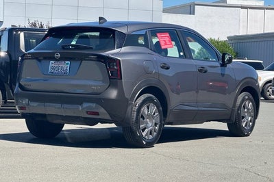 2025 Nissan Kicks S