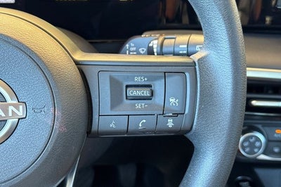 2025 Nissan Kicks S