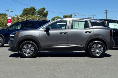2025 Nissan Kicks S