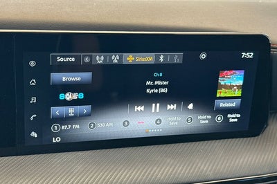 2025 Nissan Kicks SR AWD