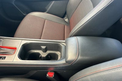 2025 Nissan Kicks SR AWD