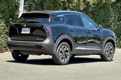 2025 Nissan Kicks SR AWD