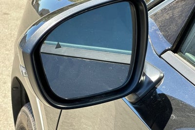 2025 Nissan Kicks SR AWD