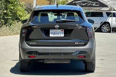 2025 Nissan Kicks SR AWD