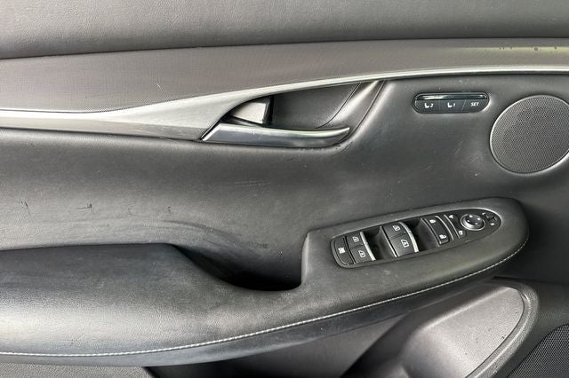 2023 INFINITI QX50 LUXE LUXE