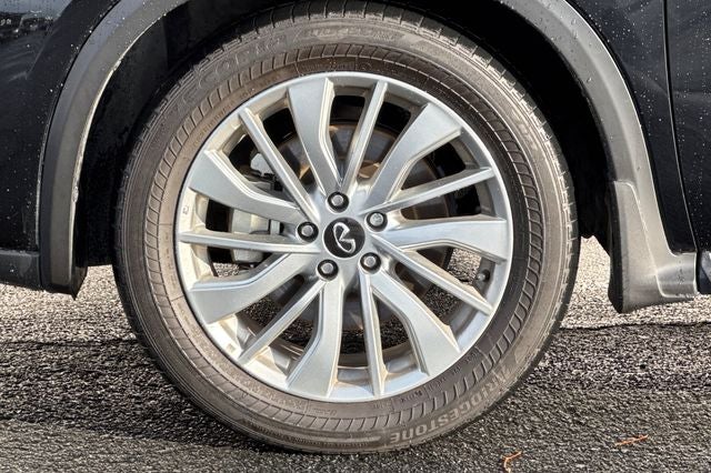 2023 INFINITI QX50 LUXE LUXE