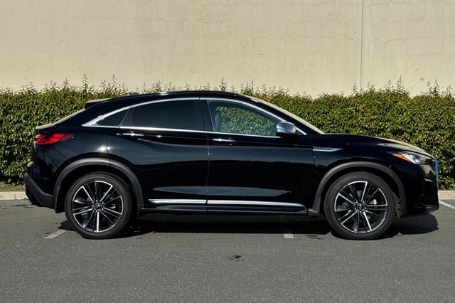 2023 INFINITI QX55 LUXE