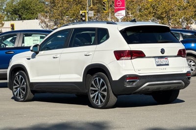 2023 Volkswagen Taos 1.5T SE