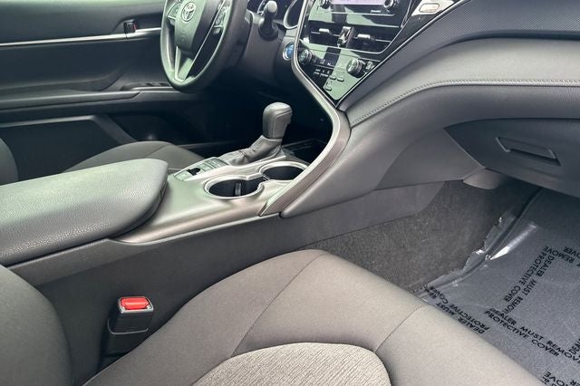 2024 Toyota Camry Hybrid LE LE