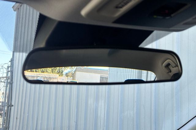 2025 Toyota Camry LE LE HYBRID