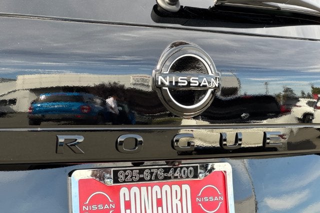 2026 Nissan Rogue Dark Armor™