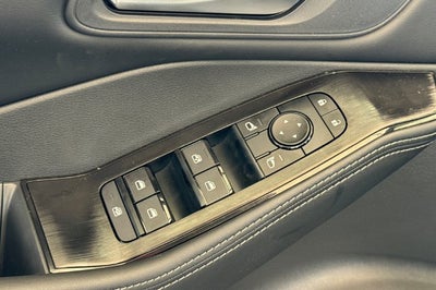 2027 Nissan Rogue SV