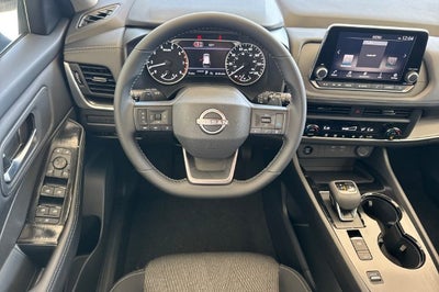 2027 Nissan Rogue SV