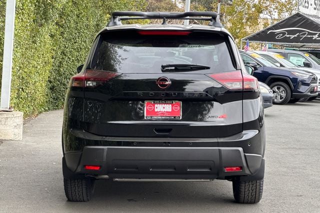 2026 Nissan Rogue Rock Creek®