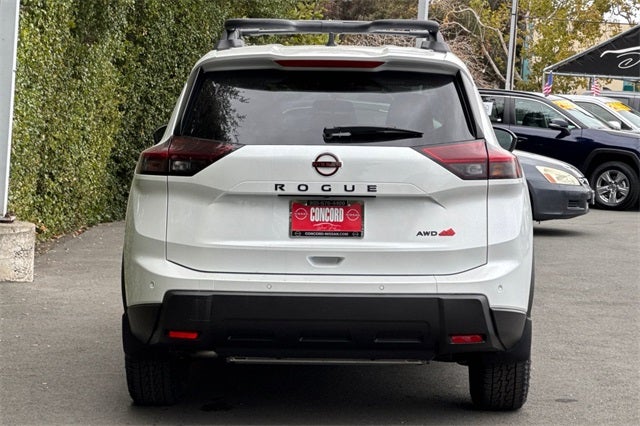 2026 Nissan Rogue Rock Creek®