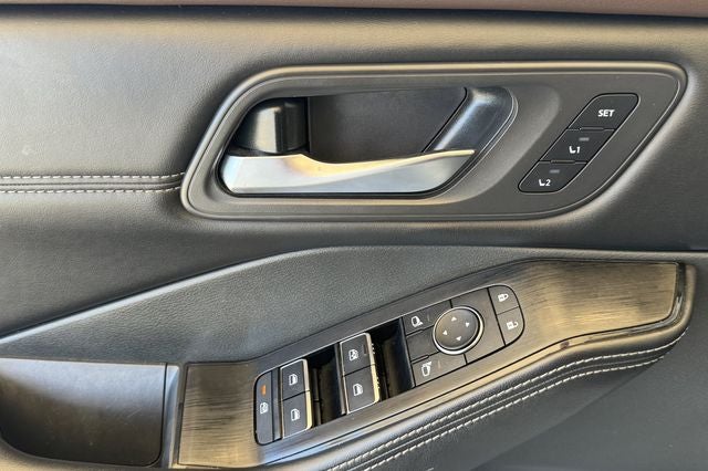 2023 Nissan Rogue SL AWD PREMIUM PKG