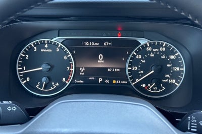 2026 Nissan Pathfinder SV