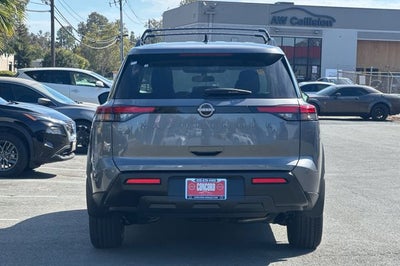 2026 Nissan Pathfinder SV