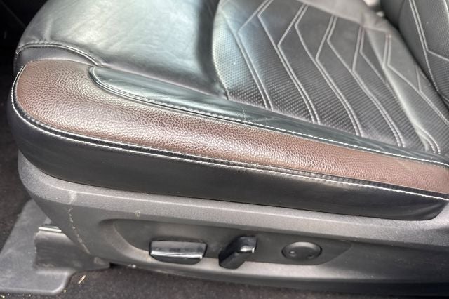 2023 Nissan Pathfinder Platinum PLAINUM