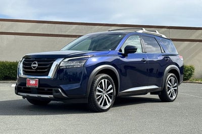 2023 Nissan Pathfinder Platinum PLAINUM