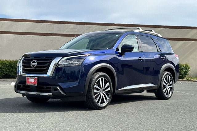 2023 Nissan Pathfinder Platinum PLAINUM
