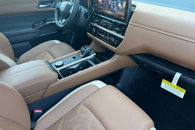 2026 Nissan Pathfinder Platinum