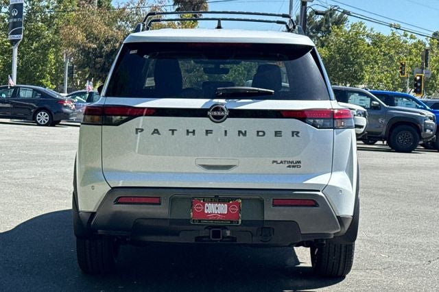 2026 Nissan Pathfinder Platinum