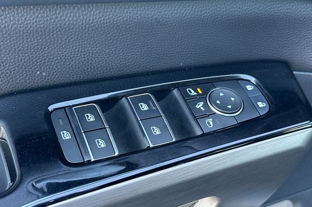 2025 Nissan Pathfinder Platinum PLATINUM 4WD