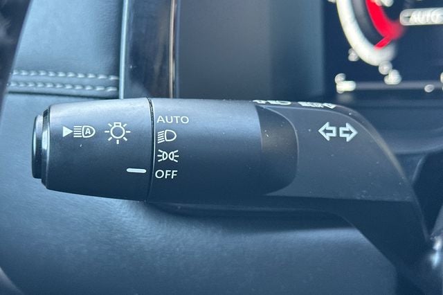 2025 Nissan Pathfinder Platinum PLATINUM 4WD