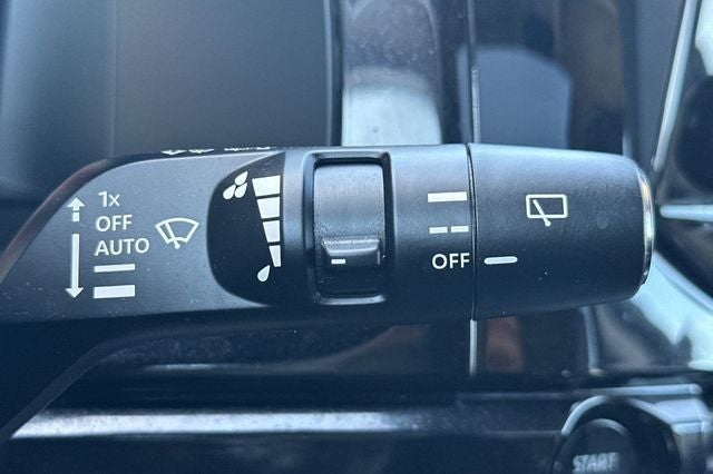2025 Nissan Pathfinder Platinum PLATINUM 4WD